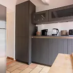 La Maison Et Son Jardin Clos Casa de Férias